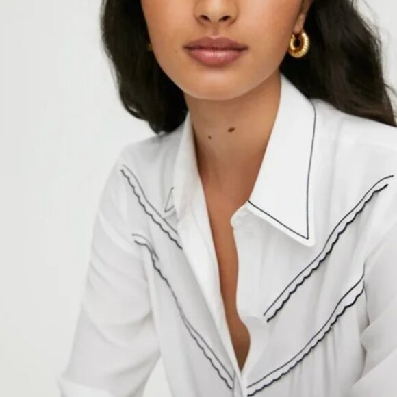 Babaton White Point-collar Western-inspired Blouse (Size XXS) - Picture 2 of 8